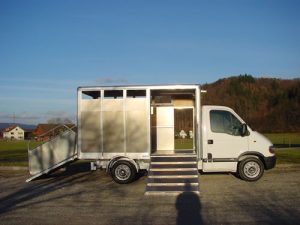 Renault Master T35 dCi 120 Seitenrampe rechts, Servicetüre links Sehr hohe Nutzlast